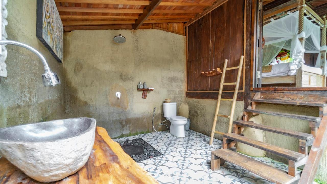 Iyume Villas Тегалаланг Екстериор снимка