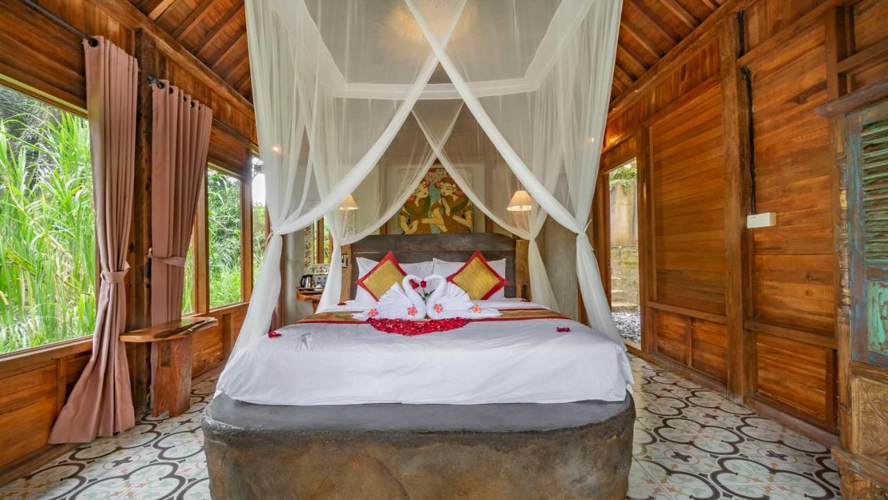 Iyume Villas Тегалаланг Екстериор снимка
